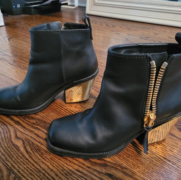 Giuseppe Zanotti Zipper Ankle Booties Sz 8 - Picture 13 of 13